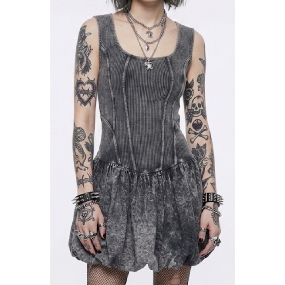 J.OUR Acid Wash Ribbed Long Sleeve Bubble Mini Dress with Shorts‎ Black Gray M
